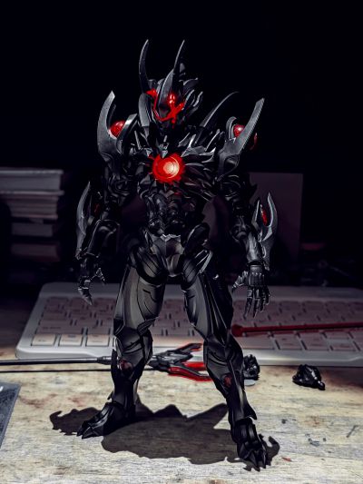 奥特怪兽热爱版 黑暗路基艾尔