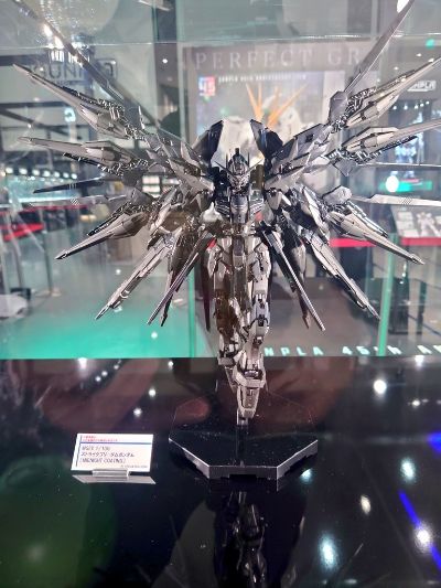 MGEX 1/100 强袭自由高达 [暮光涂层]