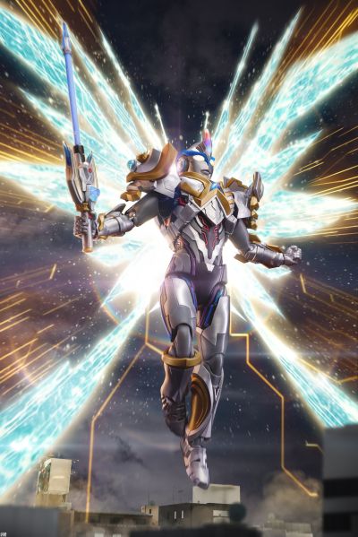 传奇版奥特名鉴 艾克斯奥特曼超越型 贝塔闪光装甲