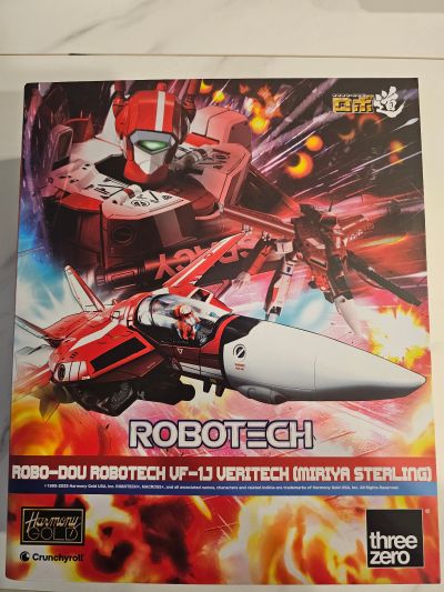 ROBO道 太空堡垒 VF-1J 变形战斗机（米莉亚·斯特林）