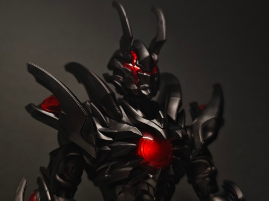 奥特怪兽热爱版 黑暗路基艾尔