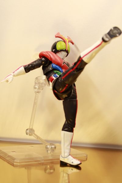 S.H.Figuarts(真骨雕制法) 假面骑士强人
