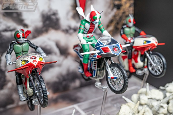 S.H.Figuarts（真骨雕制法） 假面骑士胜利三号 荣耀昭和骑士版