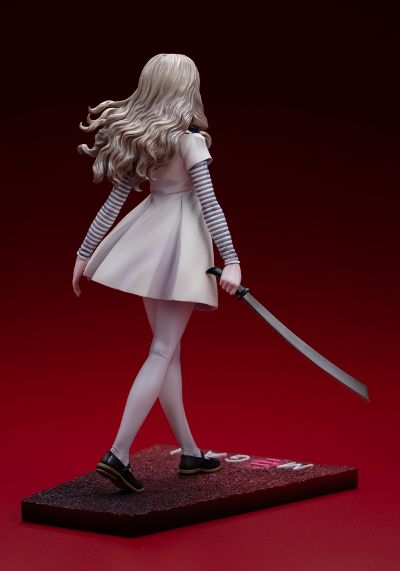 美少女雕像 恐怖美少女 梅根
