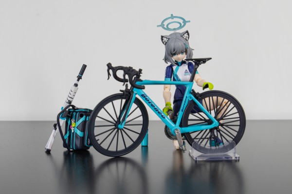 figma#644/644-DX 蔚蓝档案 砂狼白子 骑行