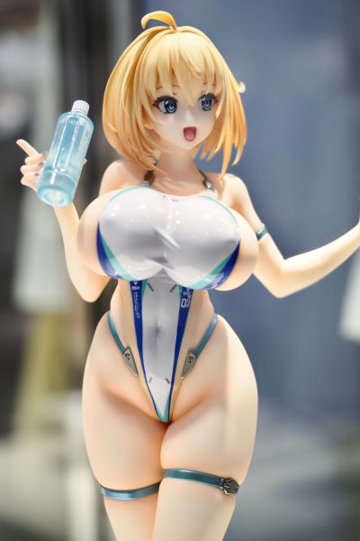 兔女郎服装计划 索菲亚· F· 希琳 高叉泳装版