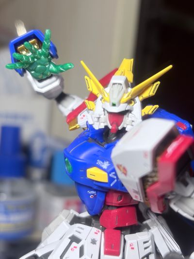 RG 1/144 闪光高达
