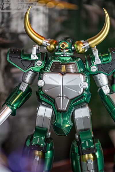 S.H.Figuarts 枪炮巨牛