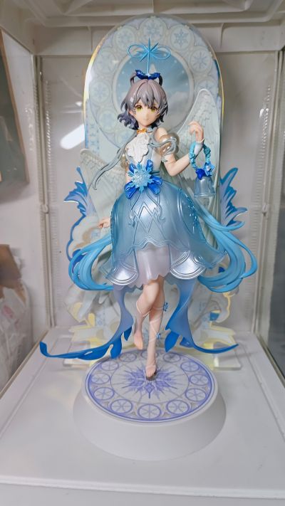 洛天依 雪天使
