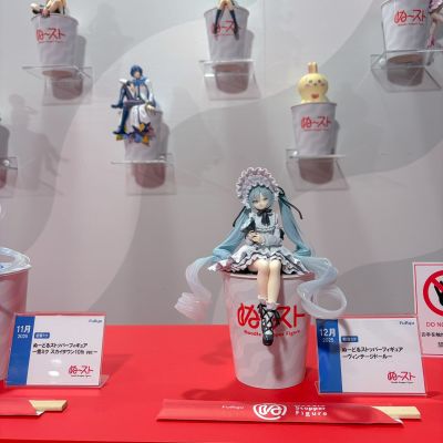 压泡面 初音未来 古典娃娃