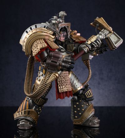 战锤系列“荷鲁斯之乱” 钢铁勇士 佩图拉博，第四军团基因原体