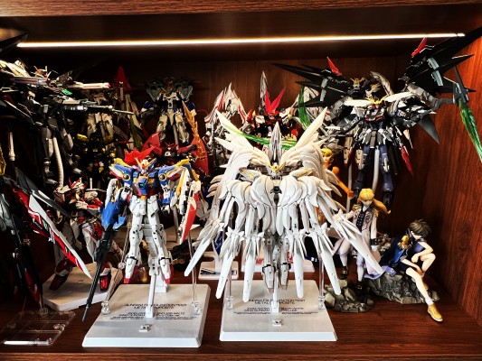 新机动战记高达W 希罗・唯 与 莉莉娜·多利安 套装 30周年纪念重涂版