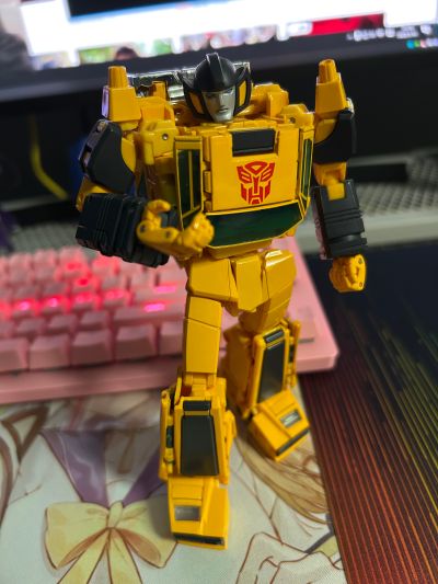 变形金刚大师级 MP-39 飞毛腿