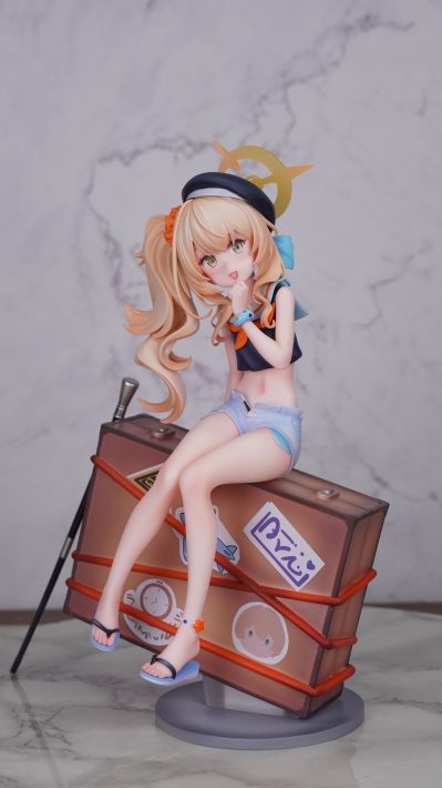 蔚蓝档案 笑脸教授 度假.ver