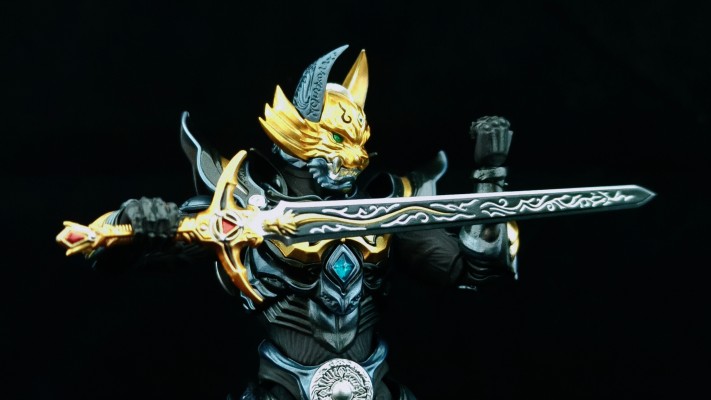 S.H.Figuarts  黄金骑士 牙狼（流牙版）
