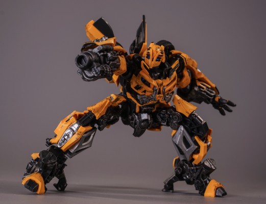 变形金刚-超越版 CC23-变形金刚电影3 大黄蜂