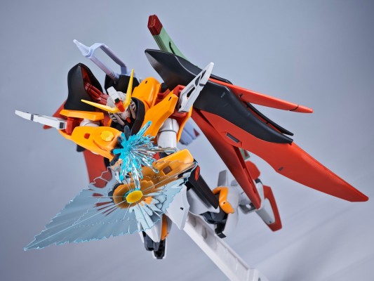 HG 机动战士高达SEED DESTINY 命运高达 (海涅专用机)