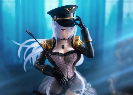 艺术家杰作+ 更衣人偶坠入爱河 喜多川海梦~黑山梗菜~