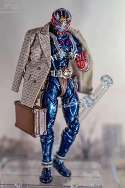 S.H.Figuarts（真骨雕制法）假面骑士响鬼 20周年纪念版 -响鬼之苦-