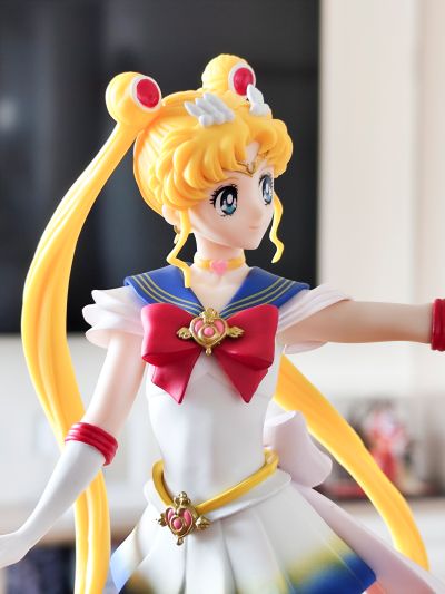 独特魅力 剧场版 美少女战士Eternal -超级水兵月- 2 (A款)