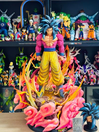 巨型系列 龙珠GT 孙悟空 超级赛亚人4