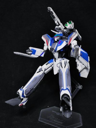 HG 1/100 VF-31J 齐格飞（疾风·英梅尔曼专用机）