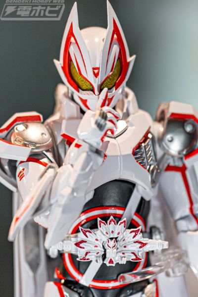 S.H.Figuarts 假面骑士极狐九尾