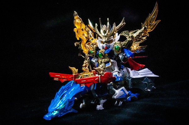 BB戦士 三国伝 动画版 046 真 翔烈帝 龍装 刘备高达・天玉鎧 蒼龍