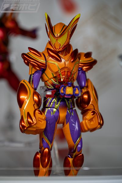 S.H.Figuarts 假面骑士加布 超越模式
