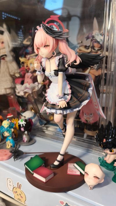 蔚蓝档案 下江小春 图书馆见习女仆