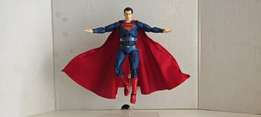 MAFEX No.57 正义联盟 超人