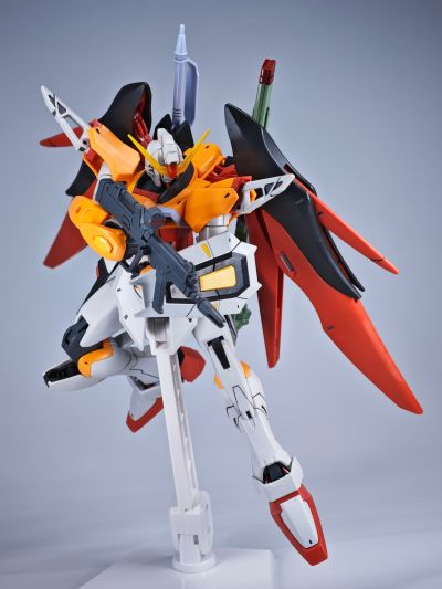 HG 机动战士高达SEED DESTINY 命运高达 (海涅专用机)