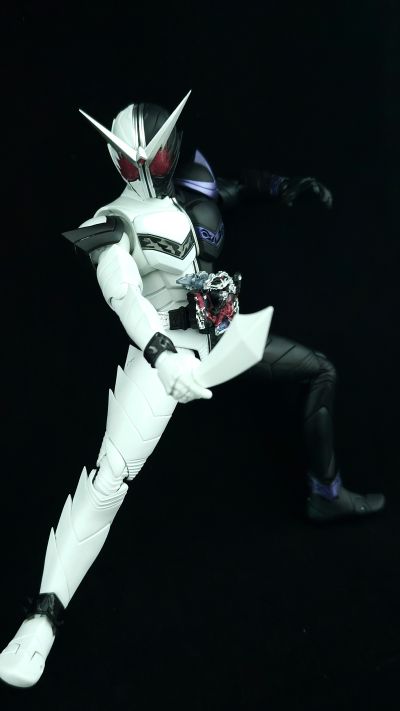 S.H.Figuarts（真骨雕制制法）假面骑士双骑 獠牙王牌形态（风都侦探改编动画纪念版）