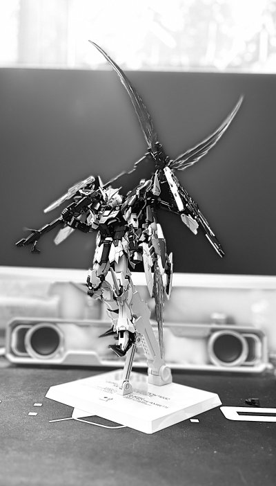 GFFMC 死神高达（无尽的华尔兹版） 果蝠装备