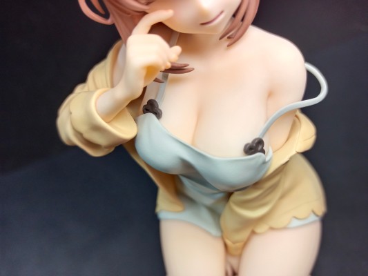 莱莎的炼金工房:常暗女王与秘密藏身处 莱莎琳・斯托特 睡衣版