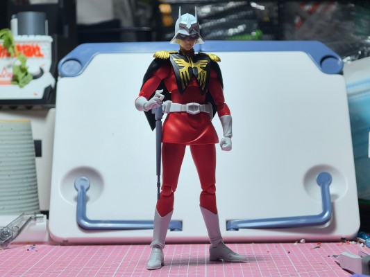 S.H.Figuarts 夏亚·阿兹纳布尔