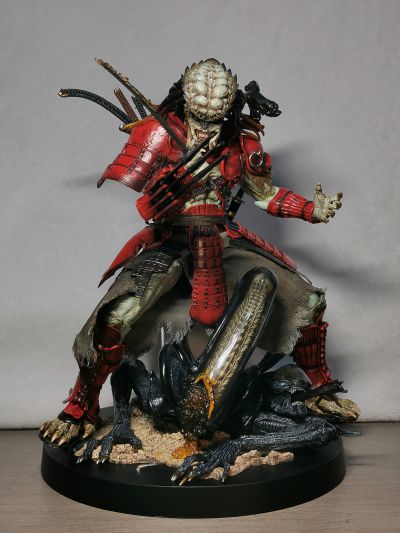 《异形大战铁血战士》赤鬼武士铁血战士1:6比例珍藏人偶（展会限定特别版）