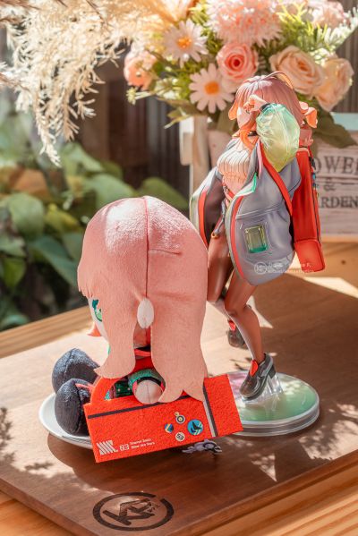 古立特宇宙 Dreamy Divas PuniPuni坐姿毛绒娃娃 南梦芽