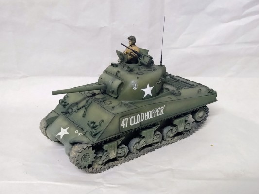 35250 1/35 美国 谢尔曼 75mm炮 后期型（前线冲锋）