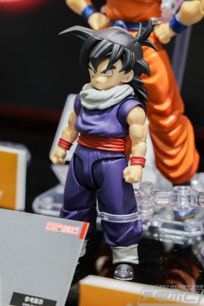 S.H.Figuarts 孙悟饭〈Z战士〉（附带初回限定〈Z战士〉集结底座A版）