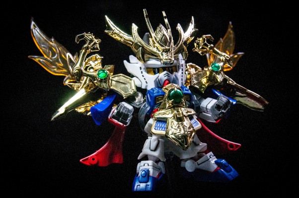 BB戦士 三国伝 动画版 046 真 翔烈帝 龍装 刘备高达・天玉鎧 蒼龍