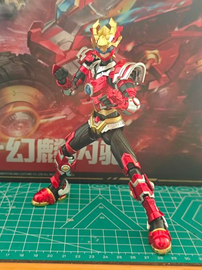 超兽武装拼装机甲系列模型  第一弹「火麟飞&幻麟闪驰套装」