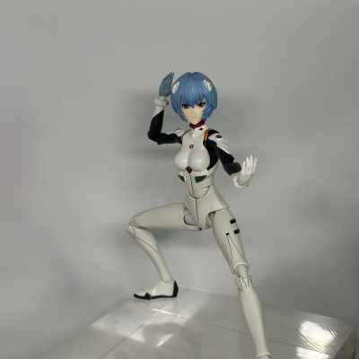 S.H.Figuarts 绫波零