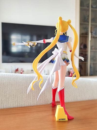 独特魅力 剧场版 美少女战士Eternal -超级水兵月- 2 (A款)