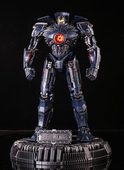 环太平洋 危险流浪者