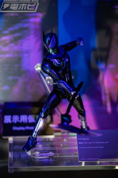 S.H.Figuarts 假面骑士ZZZ 法则奇迹形态