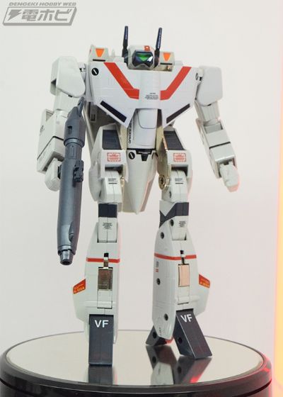 巴尔基里起源一VF-1J 45周年纪念版