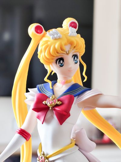 独特魅力 剧场版 美少女战士Eternal -超级水兵月- 2 (A款)