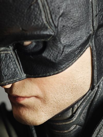 新蝙蝠侠 蝙蝠侠 和 布鲁斯韦恩 收藏级可动人偶