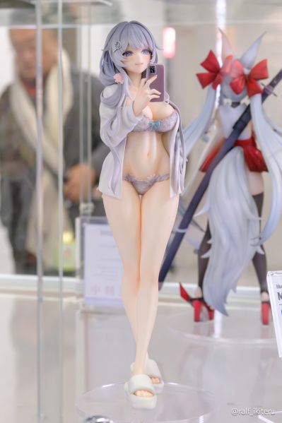 Machi 诱惑的晨光